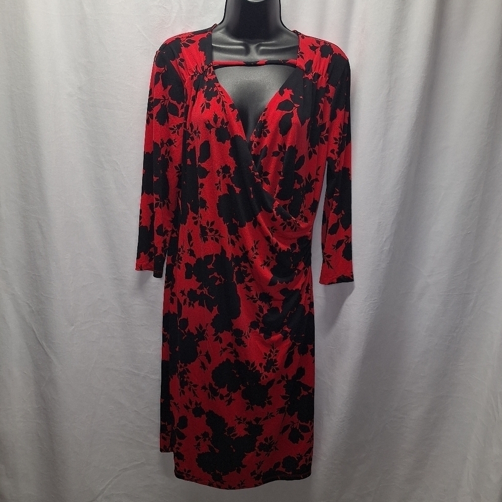 Bold elements dress size large